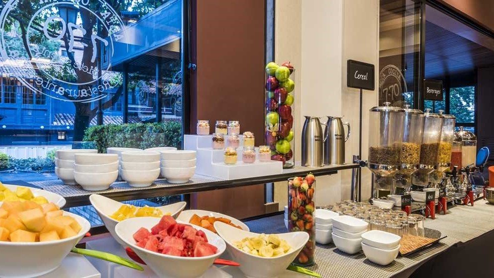 Hotel hilton for the say